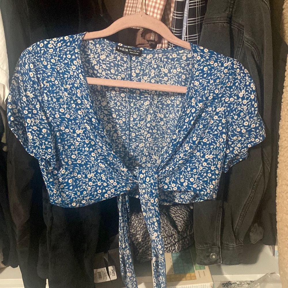 Crop top
